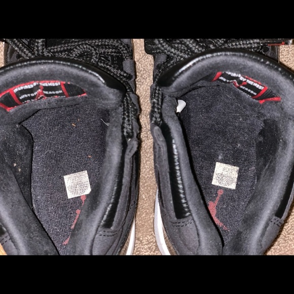 Jordan 11  72-10 - Picture 8 of 8